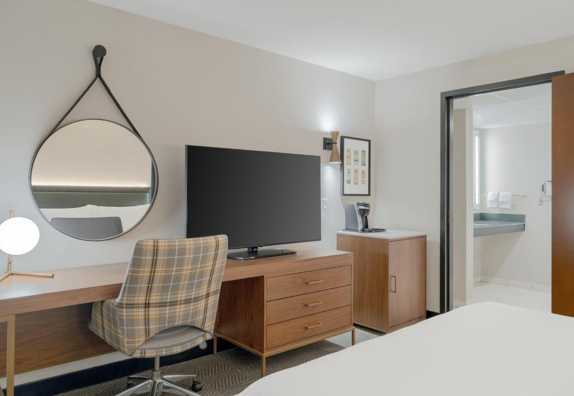 Отель Crowne Plaza Indianapolis-Dwtn-Union Stn By Ihg Экстерьер фото
