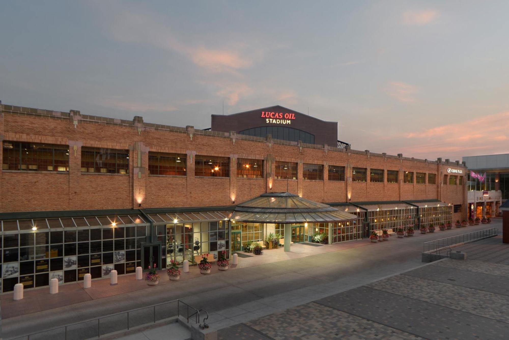 Отель Crowne Plaza Indianapolis-Dwtn-Union Stn By Ihg Экстерьер фото
